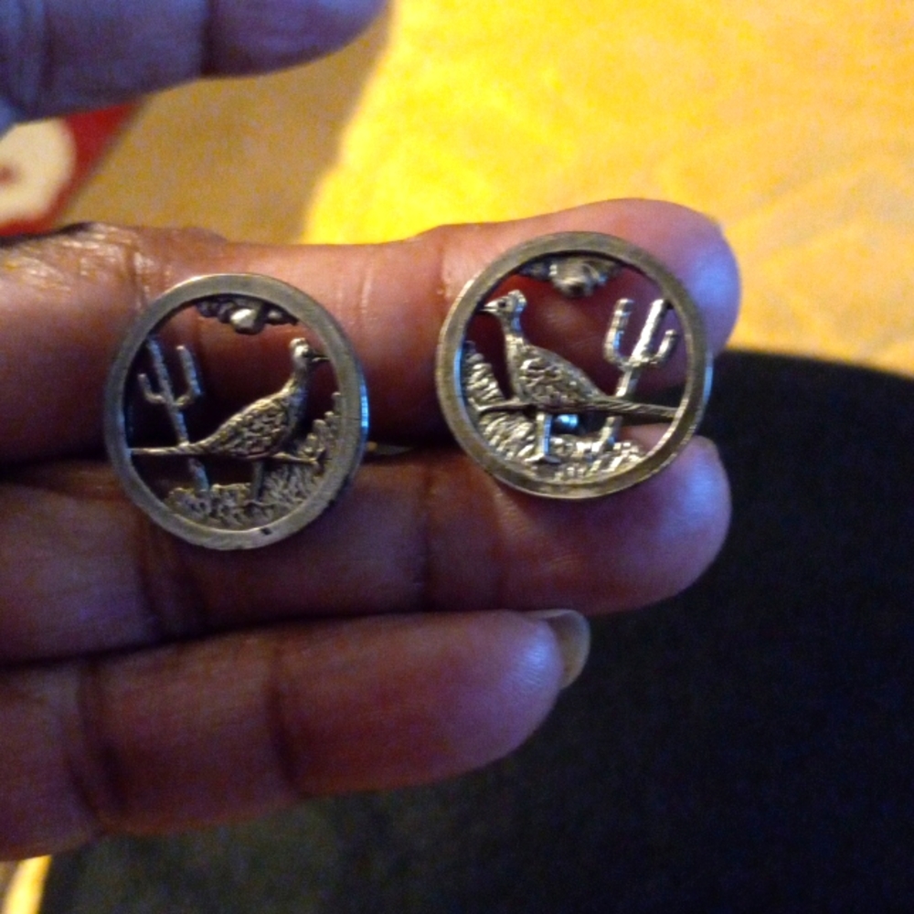 Cufflinks